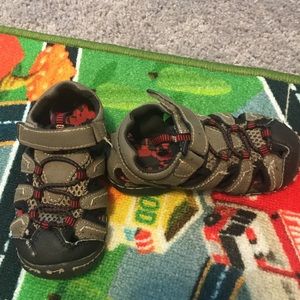 Beaver creek sandals. Size 7.5.